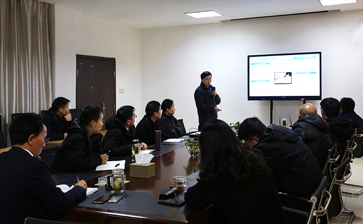 財務(wù)部.jpg 財務(wù)部.jpg