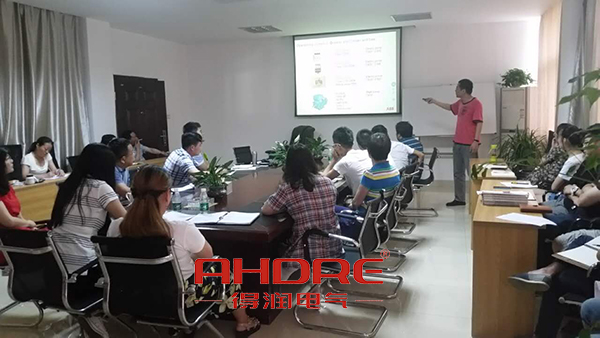 得潤電氣 開關(guān)柜生產(chǎn)廠家 咨詢熱線:4000551777 QQ:3176885416 得潤電氣 開關(guān)柜生產(chǎn)廠家 咨詢熱線:4000551777 QQ:3176885416