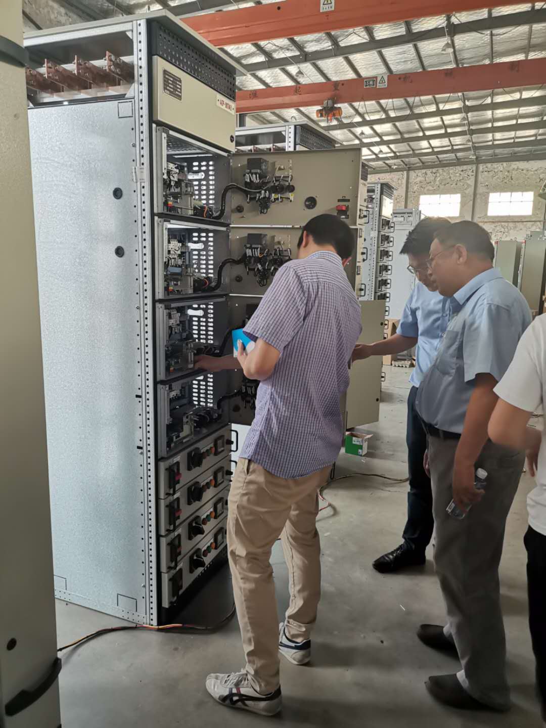 施耐德B柜 得潤電氣制造 400-128-7988 施耐德B柜 得潤電氣制造 400-128-7988