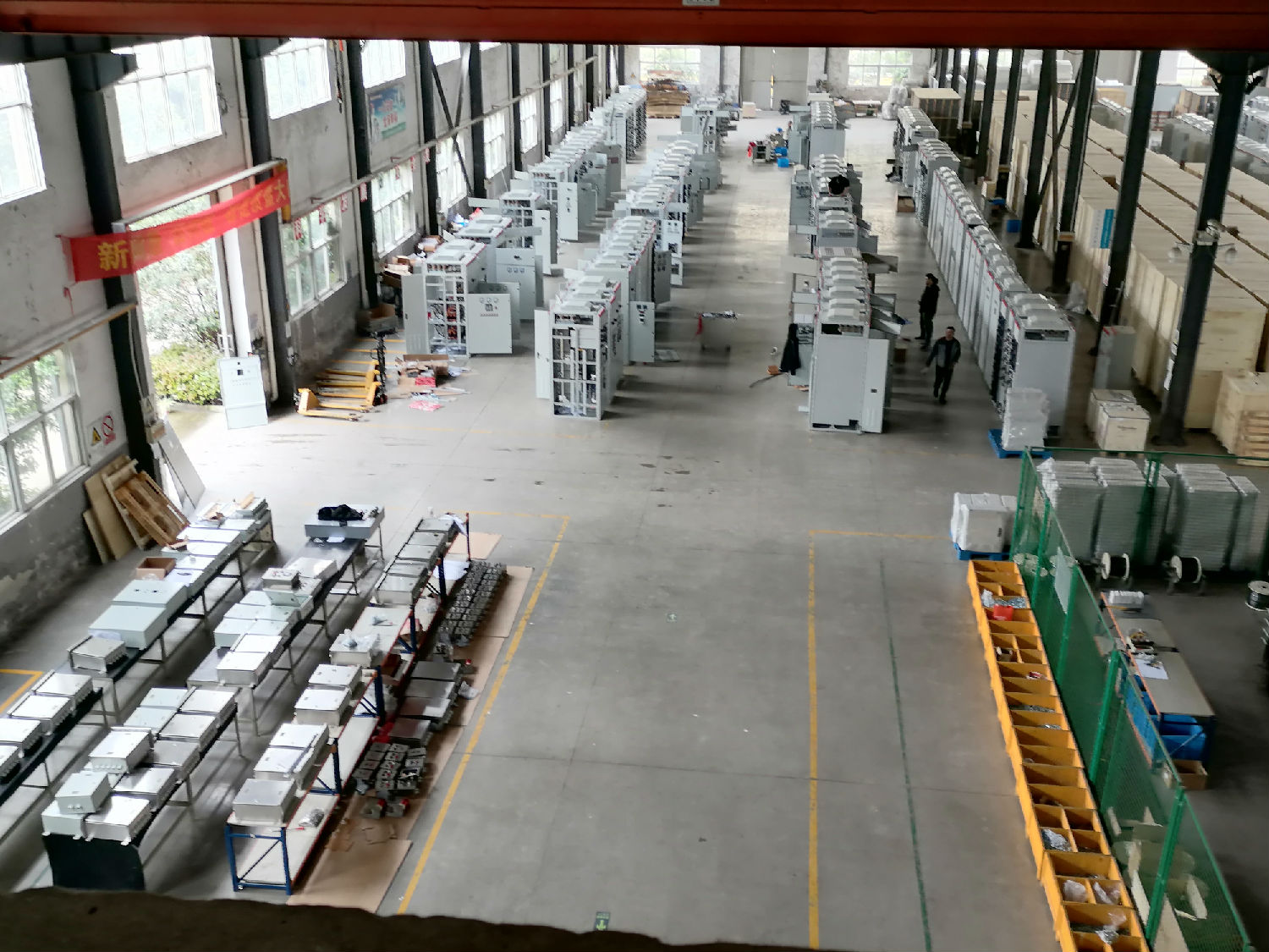 低壓柜生產(chǎn)車間 低壓柜生產(chǎn)車間