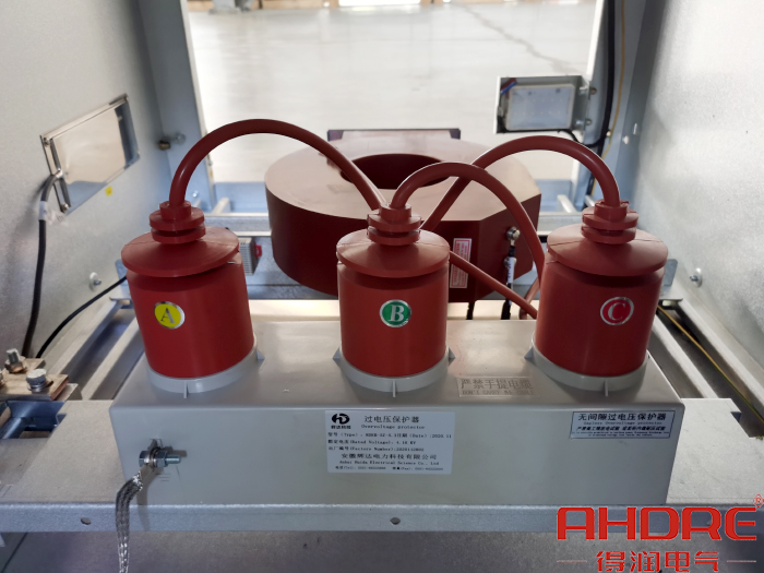 過電壓保護器.jpg 過電壓保護器.jpg