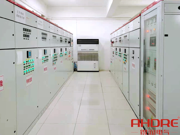 MNS低壓柜現(xiàn)場(chǎng)圖 MNS低壓柜現(xiàn)場(chǎng)圖