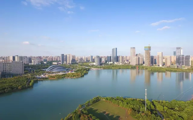 安徽得潤電氣技術(shù)有限公司 成套高低壓開關(guān)柜廠家 電話:400-0551-777 qq:3176885416 安徽得潤電氣技術(shù)有限公司 成套高低壓開關(guān)柜廠家 電話:400-0551-777 qq:3176885416